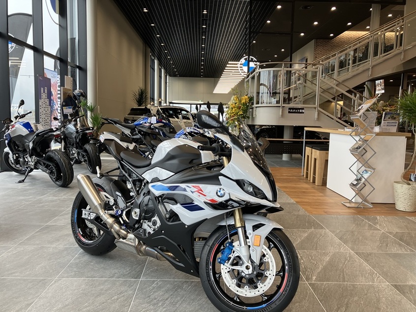 バイクの販売・営業・セールス職 BMWMotorrad 一緒に楽しいお店を作りましょう!【熊本市】