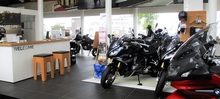 【平塚市】BMW Motorrad正規ディーラー/販売・営業/セールス職